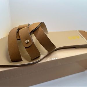 NWT double looped sandals
